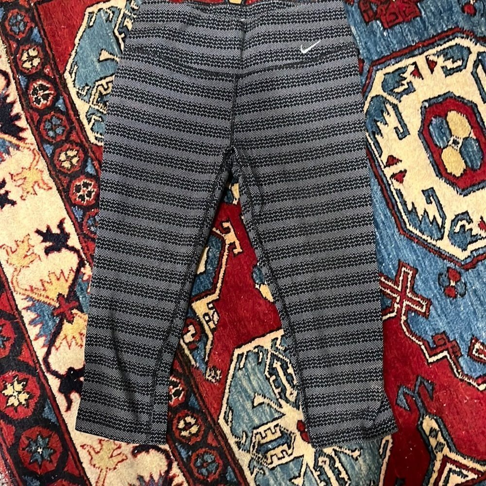Nike Dri-Fit Capris   